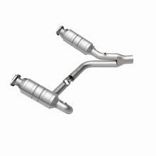 Load image into Gallery viewer, MagnaFlow Direct Fit Catalytic Converter RAIDER- 2006 8 4.7L OEM