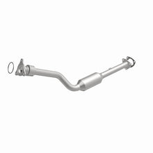 Load image into Gallery viewer, MagnaFlow Direct Fit Catalytic Converter 01-04 Saturn L Series 2.2L