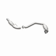 Load image into Gallery viewer, MagnaFlow Direct Fit Catalytic Converter 07-08 Express 2500 4.8L Driver Side