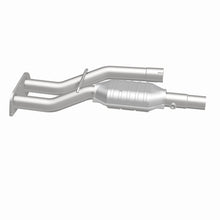 Load image into Gallery viewer, MagnaFlow Direct Fit Catalytic Converter 98 GM Truck 5.7L