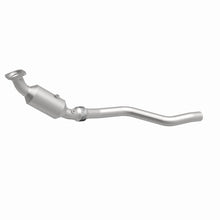 Load image into Gallery viewer, MagnaFlow Direct Fit Catalytic Converter 05-06 300/Magnum 5. OEM