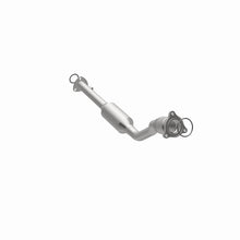 Load image into Gallery viewer, MagnaFlow Direct Fit Catalytic Converter 99-02 GM Alero/Sunfire 2.4L
