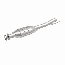 Load image into Gallery viewer, MagnaFlow Direct Fit Catalytic Converter 01-04 Ford Escape 3.0L Rear / 01-04 Mazda Tribute 3.0L Rear