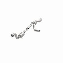 Load image into Gallery viewer, MagnaFlow Direct Fit Catalytic Converter 04-06 Dodge Durango 5.7L Passenger Side