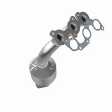 Load image into Gallery viewer, MagnaFlow Direct Fit Catalytic Converter 04-06 Toyota Sienna 3.3L