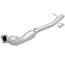 Load image into Gallery viewer, MagnaFlow Direct Fit Catalytic Converter 06-08 Range Rover D/S OEM