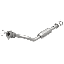 Load image into Gallery viewer, MagnaFlow DF Cat Conv 04-05 Chevy Cavalier/Malibu/04-05 Pontiac Grand Am/Sunfire Rr(OEM Grade OBDII)