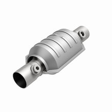 Load image into Gallery viewer, MagnaFlow Universal Catalytic Converter 2 Dual O2 Boss