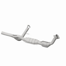 Load image into Gallery viewer, MagnaFlow Direct Fit Catalytic Converter 2005 Ford F150 V8
