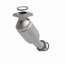 Load image into Gallery viewer, MagnaFlow DF Cat Conv 99-03 Lexus RX300/01-03 Toyota Highlander 3.0L D/S *NOT TO BE SOLD IN CA*