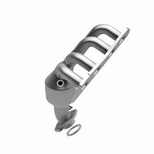 Load image into Gallery viewer, MagnaFlow Direct Fit Catalytic Converter 2009 Toyota RAV4 2.5L