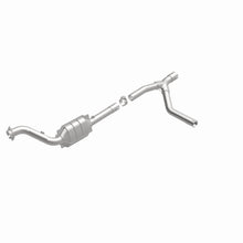 Load image into Gallery viewer, MagnaFlow Direct Fit Catalytic Converter 04-05 Dodge Ram 1500 Pickup 5.7L P/S
