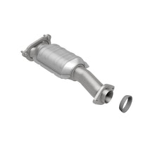 Load image into Gallery viewer, MagnaFlow Direct Fit Catalytic Converter 04 Ranger/BSer 3.0 Rear