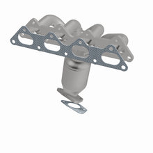 Load image into Gallery viewer, MagnaFlow Direct Fit Catalytic Converter 01-05 Dodge Stratus 2.4L