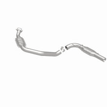 Load image into Gallery viewer, MagnaFlow Direct Fit Catalytic Converter 07-08 Express 2500 4.8L Driver Side