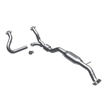 Load image into Gallery viewer, MagnaFlow Direct Fit Catalytic Converter 00-05 Blazer 4WD 4.3L OEM