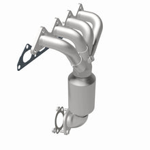 Load image into Gallery viewer, MagnaFlow Direct Fit Catalytic Converter 03 Hyundai Elantra 2.0L