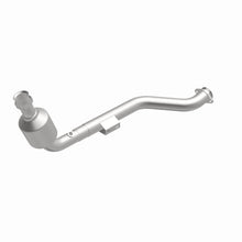 Load image into Gallery viewer, MagnaFlow Direct Fit Catalytic Converter Mercedes SLK320 04 Passenger Side CA