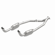 Load image into Gallery viewer, MagnaFlow Direct Fit Catalytic Converter OEM 2003 Land Rover Discovery Underbody