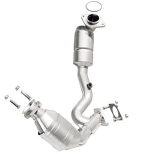 Load image into Gallery viewer, MagnaFlow Direct Fit Catalytic Converter 00-03 Ford Taurus 3.0L