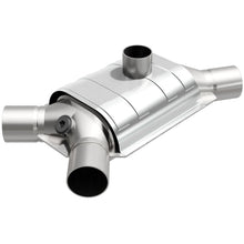 Load image into Gallery viewer, MagnaFlow Universal Catalytic Converter 2 Subaru