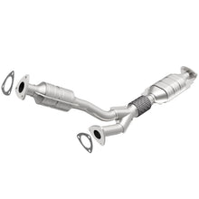 Load image into Gallery viewer, MagnaFlow Direct Fit Catalytic Converter 00-03 Saturn 3L rr CA