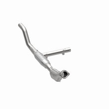 Load image into Gallery viewer, MagnaFlow Direct Fit Catalytic Converter 97-98 Ford F-150 4.6L