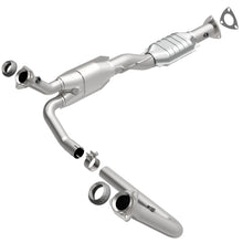 Load image into Gallery viewer, MagnaFlow Direct Fit Catalytic Converter Chevy Astro 00-04 4.3L