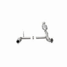 Load image into Gallery viewer, MagnaFlow Direct Fit Catalytic Converter 04 Lincoln Aviator 4.6L