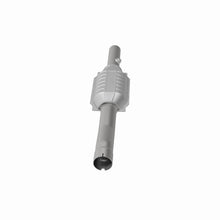 Load image into Gallery viewer, MagnaFlow Direct Fit Catalytic Converter 99-01 Grand Cherokee 4.0L