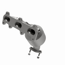 Load image into Gallery viewer, MagnaFlow Direct Fit Catalytic Converter 2004 Hyundai Santa Fe 2.7L