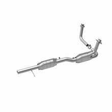 Load image into Gallery viewer, MagnaFlow Direct Fit Catalytic Converter 96 Bronco F150/F250 2 Conv