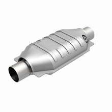 Load image into Gallery viewer, MagnaFlow Universal Catalytic Converter 2 W/O2 Boss