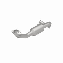 Load image into Gallery viewer, MagnaFlow Direct Fit Catalytic Converter 05-06 Lincoln Navigator 5.4L