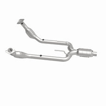 Load image into Gallery viewer, MagnaFlow Direct Fit Catalytic Converter Thunderbird-Cougar 95-96