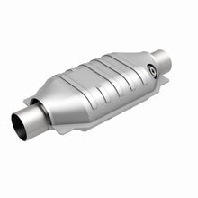Load image into Gallery viewer, MagnaFlow Universal Catalytic Converter 2.5 W/O2 Boss