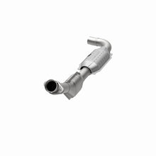 Load image into Gallery viewer, MagnaFlow Direct Fit Catalytic Converter 99-00 Ford F-150 4.2L 2WD D/S