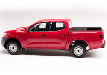 Load image into Gallery viewer, Retrax 04-up Titan Crew Cab 4-doors (w/ or w/o Utilitrack) RetraxPRO MX - GTR Auto