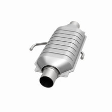 Load image into Gallery viewer, MagnaFlow Universal Catalytic Converter 2Air 19.5X7X4 2.25X2.25