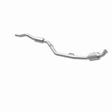 Load image into Gallery viewer, MagnaFlow Direct Fit Catalytic Converter OEM 2007 Mercedes-Benz E350 Underbody - 69.125in Length 5411666