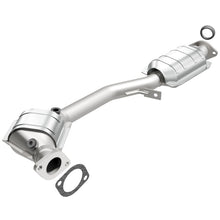 Load image into Gallery viewer, MagnaFlow Direct Fit Catalytic Converter 04 Forester 2.5L Rr CA