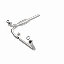 Load image into Gallery viewer, MagnaFlow Direct Fit Catalytic Converter Chevrolet/GMC 1500 1/2 Ton