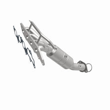 Load image into Gallery viewer, MagnaFlow Direct Fit Catalytic Converter 2006 Ford Fusion/Mercury Milan 2.3L