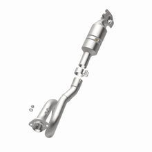 Load image into Gallery viewer, MagnaFlow Direct Fit Catalytic Converter California Grade 12-15 Jeep Wrangler V6 3.6L