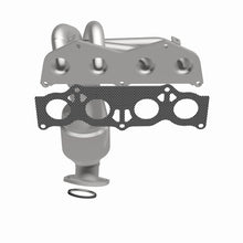 Load image into Gallery viewer, MagnaFlow Direct Fit Catalytic Converter California Grade CARB Compliant 04-07 Toyota Solara L4 2.4L