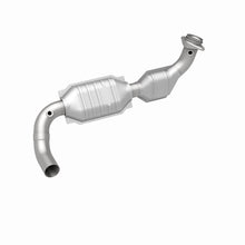 Load image into Gallery viewer, MagnaFlow Direct Fit Catalytic Converter 01 Ford Trucks 5.4L