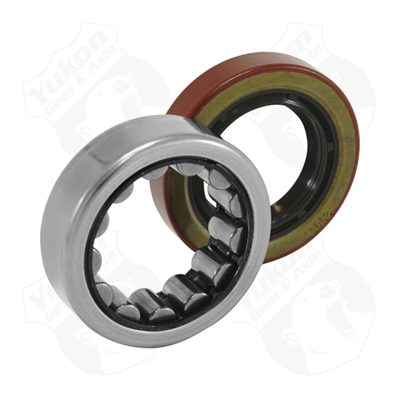 Yukon Gear R1563TAV Axle Bearing and Seal Kit / Torringtonbrand / 2.250in OD / 1.400in ID - GTR Auto
