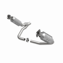 Load image into Gallery viewer, MagnaFlow Direct Fit Catalytic Conv 05-06 Dodge Dakota/2006 Mitsubishi Raider 3.7L Y-Pipe Assembly