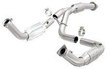 Load image into Gallery viewer, MagnaFlow Direct Fit Catalytic Converter 11-13 Chev Silverado 2500 HD/3500 HD 6.0L