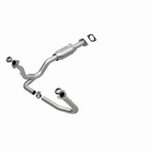 Load image into Gallery viewer, MagnaFlow Direct Fit Catalytic Converter 2000 S10/Sanoma 4.3L